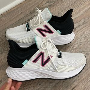 New Balance Fresh Foam Roav